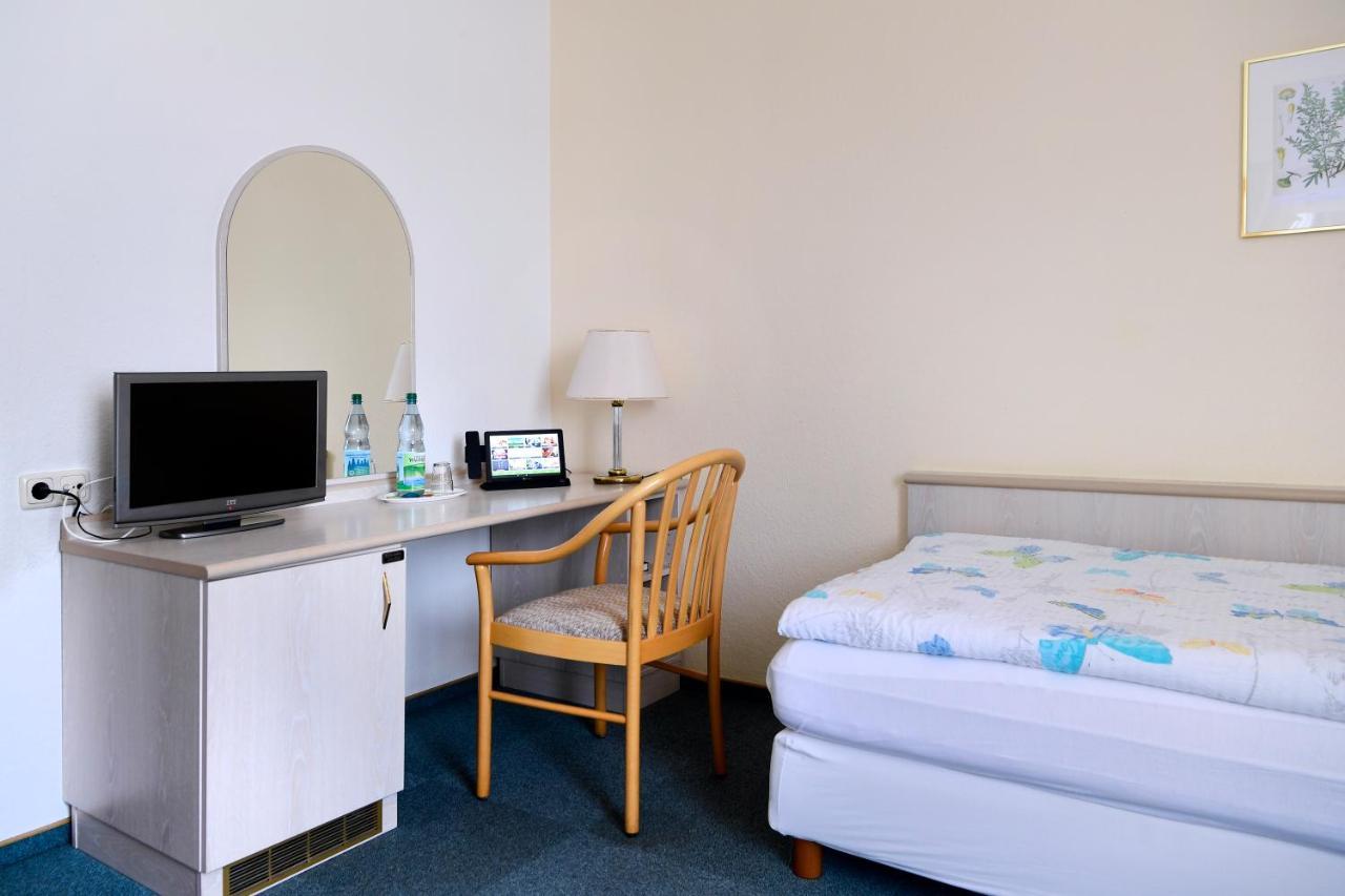 Hotel Im Kraeutergarten Cursdorf Luaran gambar